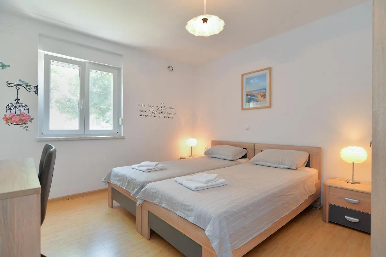 Villa Valbandon 1719 Fazana Holiday home