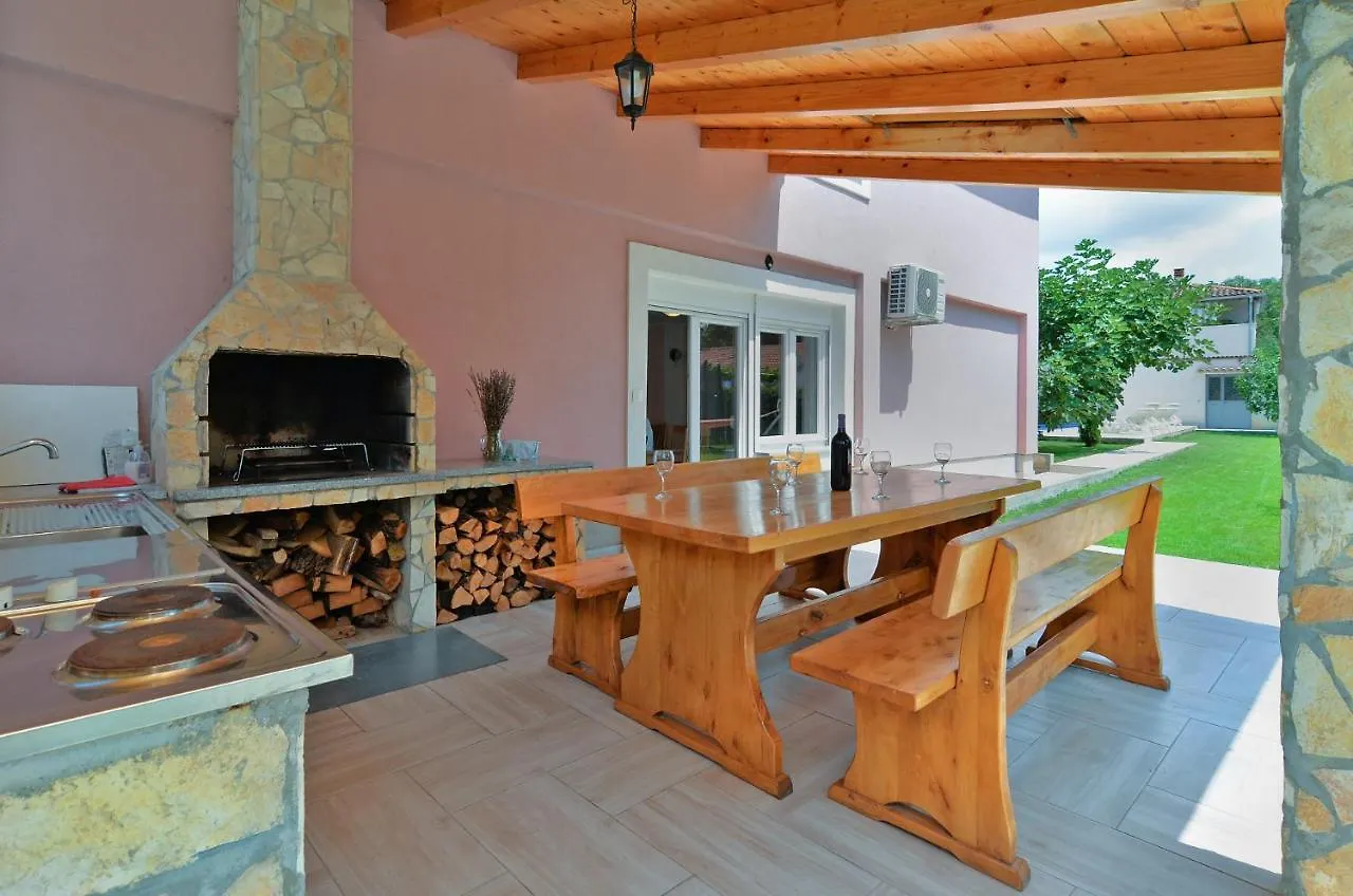 Villa Valbandon 1719 Fazana Holiday home