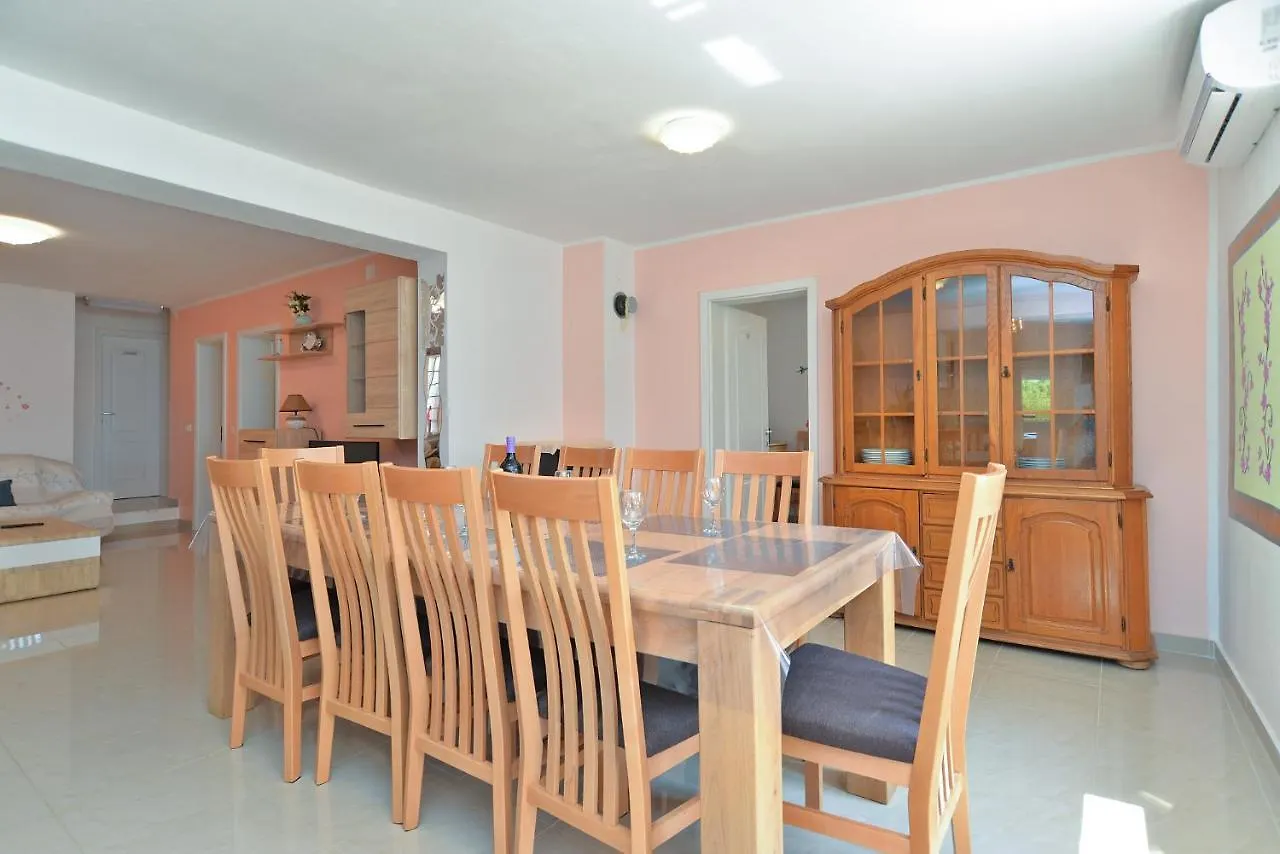 Villa Valbandon 1719 Fazana Holiday home